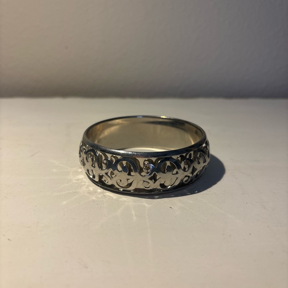 Elegant Silver Filigree bracelet